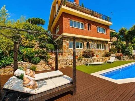 Chalet zum Kauf 1.190.000 € 5 Zimmer 296 m² Alella 08328