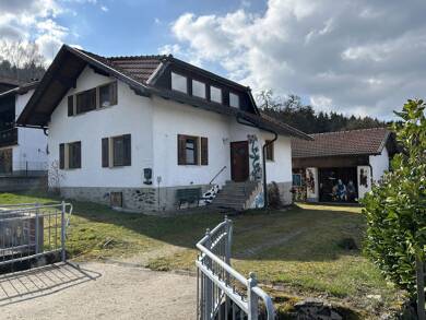 Einfamilienhaus zum Kauf 109.000 € 5 Zimmer 200 m² 696 m² Grundstück Neukirchen Neukirchen 93453