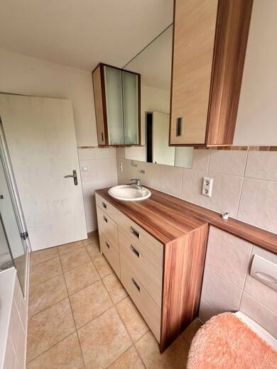Wohnung zum Kauf provisionsfrei 215.900 € 3 Zimmer 89 m² 3. Geschoss Kirchdorf Brigachtal 78086