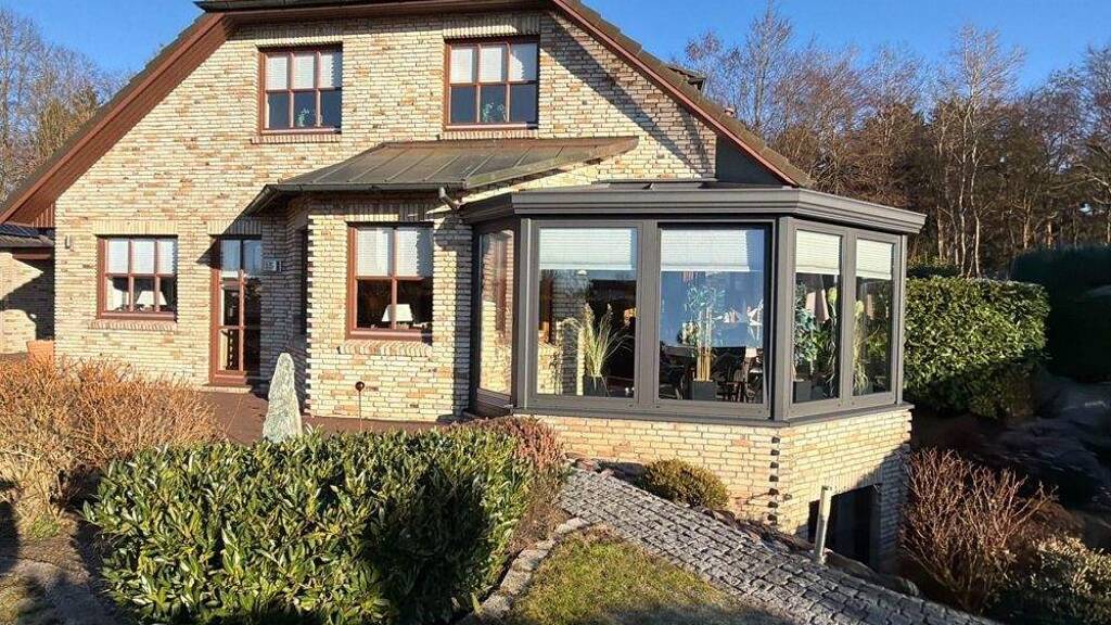 Einfamilienhaus zum Kauf 795.000 € 5 Zimmer 165 m² 1.320 m² Grundstück Quickborn 25451