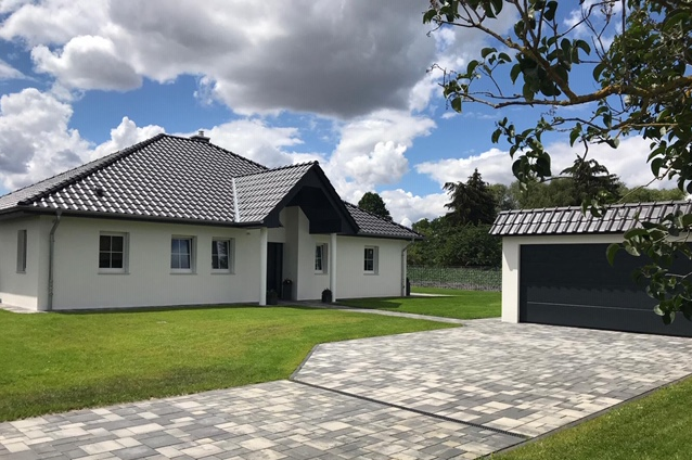 Bungalow zum Kauf provisionsfrei 440.000 € 4 Zimmer 122 m²<br/>Wohnfläche 864 m²<br/>Grundstück Im Fuchstal Irxleben Hohe Börde 39167