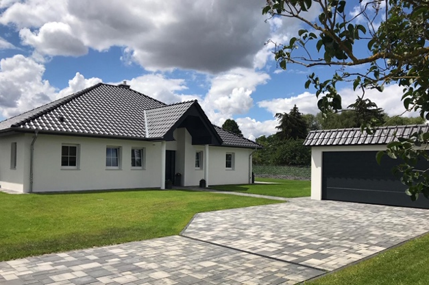 Bungalow zum Kauf provisionsfrei 448.000 € 4 Zimmer 122 m² 864 m² Grundstück Im Fuchstal Irxleben Hohe Börde 39167