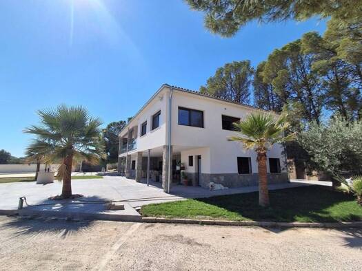 Chalet zum Kauf 599.000 € 7 Zimmer 842 m² 17.000 m² Grundstück Elda 03630