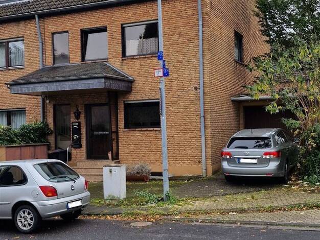 Haus zum Kauf als Kapitalanlage geeignet 650.000 € 6 Zimmer 200 m² Hürth 50354