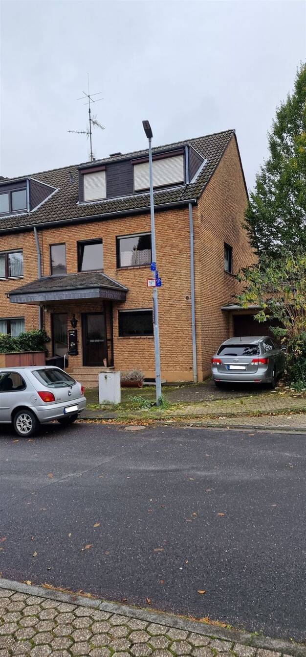 Haus zum Kauf als Kapitalanlage geeignet 699.000 € 6 Zimmer 200 m² Fischenich Hürth 50354