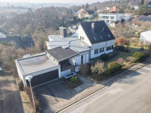 Villa zum Kauf 895.000 € 5 Zimmer 354,7 m² 1.294 m² Grundstück Dörfleins Hallstadt 96103