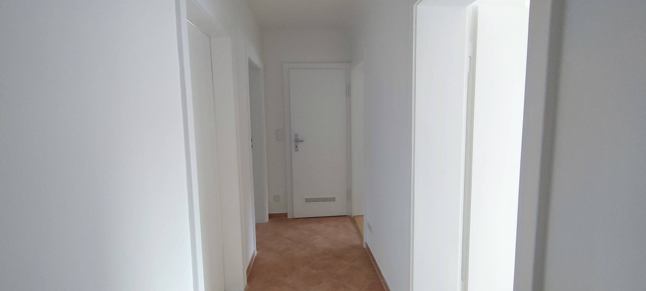 N-citynahe Lage, top renovierte, gut geschnittene 3-ZW mit Balkon – Nürnberg – Vorschaubild 14