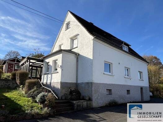 Mehrfamilienhaus zum Kauf 179.000 € 6 Zimmer 175 m² 833 m² Grundstück Streithausen 57629