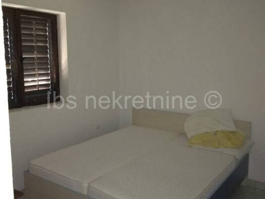 Haus zur Miete 150 € 10 Zimmer 150 m² Rogoznica