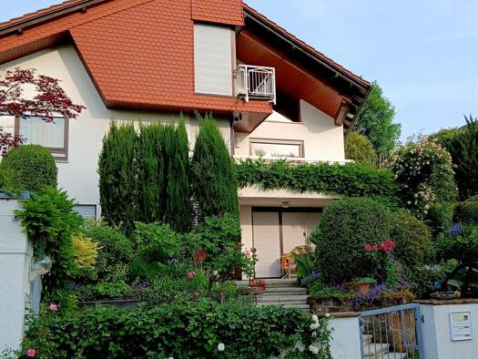 Einfamilienhaus zum Kauf provisionsfrei 1.250.000 € 7,5 Zimmer 250 m² 809 m² Grundstück Neckarrems Remseck am Neckar 71686