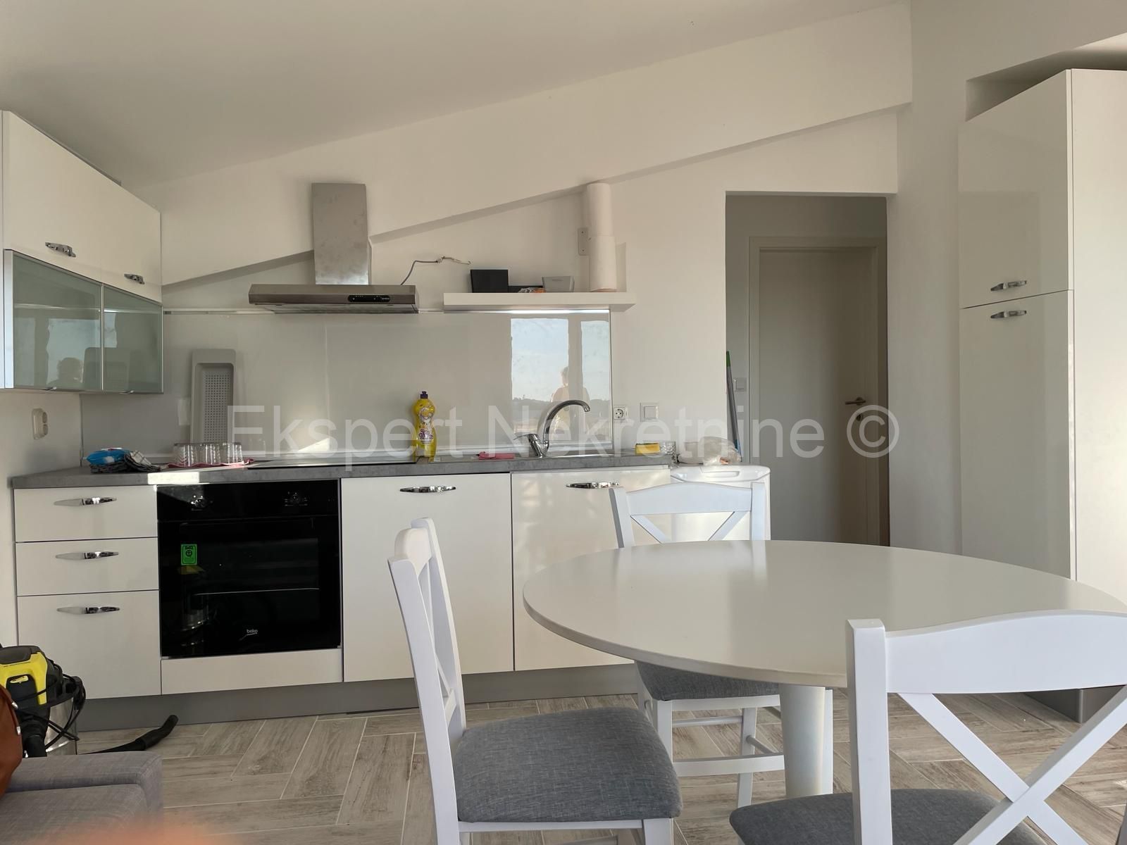 Wohnung zur Miete 800 € 2 Zimmer 55 m²<br/>Wohnfläche 2.<br/>Geschoss Podstrana center