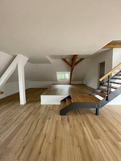 Maisonette zur Miete 1.300 € 3,5 Zimmer 341 m² Dachgeschoss, 2. Geschoss frei ab sofort Donaueschingen Donaueschingen 78166