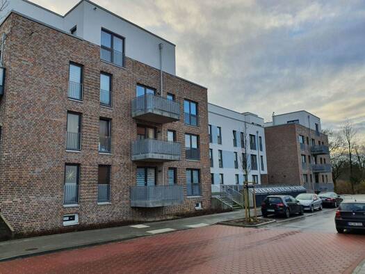 Wohnung zur Miete nur mit Wohnberechtigungsschein 724 € 3 Zimmer 74,7 m² 1. Geschoss frei ab 01.03.2026 Anne-Becker-Ring 5a Lohbrügge Hamburg 21031