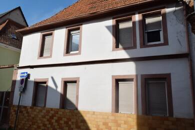 Mehrfamilienhaus zum Kauf 196.500 € 10 Zimmer 294 m² 526 m² Grundstück Grünstadt Grünstadt 67269