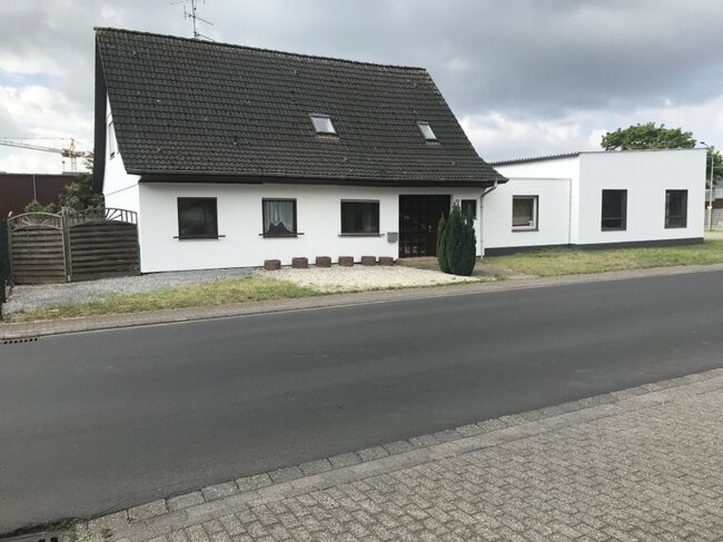 Einfamilienhaus zum Kauf 479.000 € 6 Zimmer 180,1 m²<br/>Wohnfläche 1.131 m²<br/>Grundstück Geldern Geldern 47608