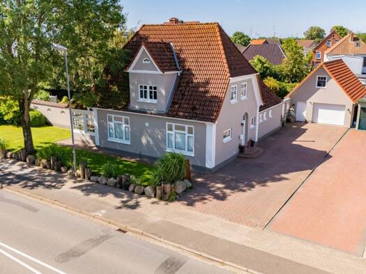 Einfamilienhaus zum Kauf 389.000 € 4,5 Zimmer 148 m² 1.324 m² Grundstück Wesselburen 25764