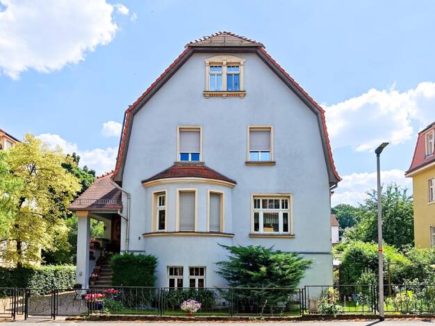 Villa zum Kauf 1.200.000 € 11 Zimmer 312 m² 1.000 m² Grundstück Klotzsche Dresden 01109