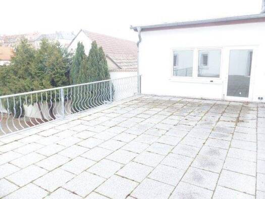 Wohnung zur Miete 1.200 € 3 Zimmer 140 m² 1. Geschoss frei ab sofort Hans Sailer Strasse Ilversgehofen Erfurt 99086