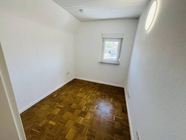 WG-Zimmer zur Miete Wohnen auf Zeit 330 € 8 m² 3. Geschoss frei ab 01.08.2025 Bottwarbahnstraße 25 Sontheim - Ost Heilbronn 74081
