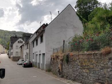 Einfamilienhaus zum Kauf provisionsfrei 79.000 € 4 Zimmer 114 m² 371 m² Grundstück Rheingoldstr. 54 Manubach 55413