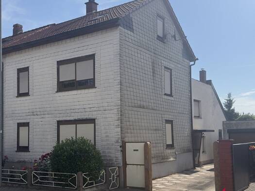 Doppelhaushälfte zum Kauf 115.000 € 6 Zimmer 116 m² 476 m² Grundstück Uelleben Gotha 99867
