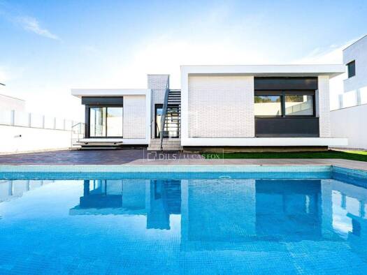 Haus zum Kauf 575.000 € 224 m² 720 m² Grundstück Castellvell del Camp 43392