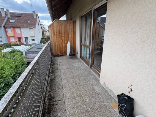 Wohnung zum Kauf 139.900 € 1,5 Zimmer 47 m² Geschoss 1/3 frei ab sofort Wintersdorf Zirndorf 90513