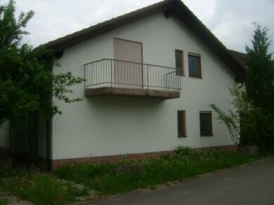 Einfamilienhaus zum Kauf als Kapitalanlage geeignet 395.000 € 5 Zimmer 196,5 m² 470 m² Grundstück Dornhan Dornhan 72175