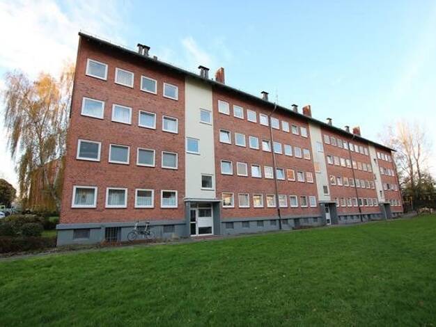 Wohnung zur Miete 472 € 2 Zimmer 54 m² 1. Geschoss frei ab 01.11.2026 Sandkrug 12 Gaarden-Ost Kiel 24143