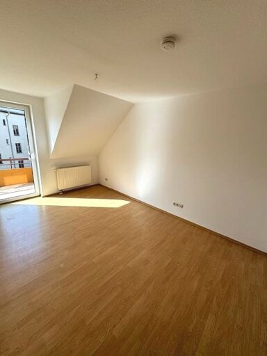 Wohnung zur Miete 320 € 2 Zimmer 51 m² 3. Geschoss frei ab sofort Ottenberg Str. . Hohepfortestraße Magdeburg 39106