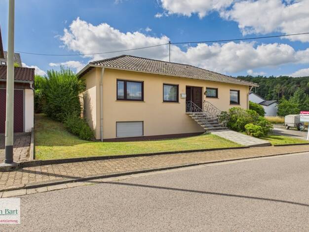Einfamilienhaus zum Kauf 448.800 € 6 Zimmer 178 m² 971 m² Grundstück Keuchingen Mettlach 66693
