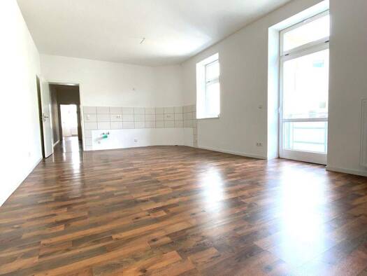 Wohnung zur Miete 589 € 2 Zimmer 62 m² Geschoss 2/5 frei ab 01.05.2026 Einsteinstraße 10 Altstadt Magdeburg 39104