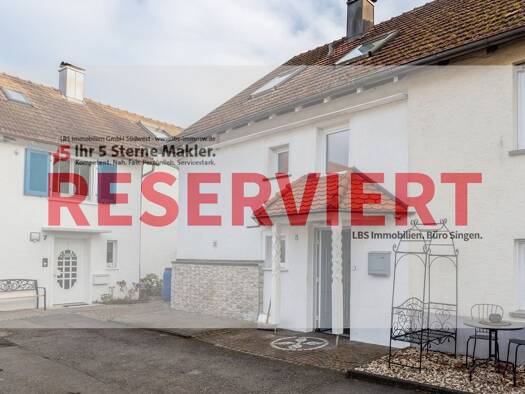 Doppelhaushälfte zum Kauf 298.000 € 5 Zimmer 138 m² 305 m² Grundstück Hausen Singen 78224