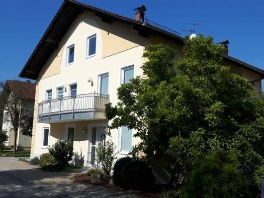 Terrassenwohnung zur Miete 1.190 € 5,5 Zimmer 160 m² EG frei ab sofort Hofmark 5 Tettenweis 94167