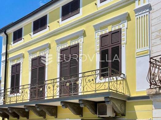 Haus zum Kauf 995.000 € 4 Zimmer 408 m² Crikvenica Centar