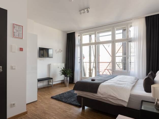 Studio zur Miete Wohnen auf Zeit 1.590 € 1 Zimmer 29 m² frei ab 11.07.2026 Mitte Berlin 10119