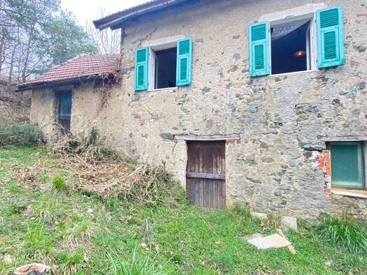 Rustico zum Kauf 38.000 € 6,5 Zimmer 77 m² 4.650 m² Grundstück frei ab sofort Località Chiapuzzo Sassello 17046