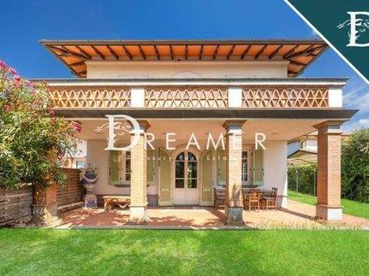 Studio zum Kauf 4.300.000 € 8 Zimmer 280 m² Lucca 55042