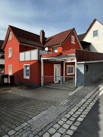 Einfamilienhaus zum Kauf 149.900 € 4 Zimmer 82 m² 138 m² Grundstück frei ab sofort Obere Stadtmauerstraße 7 Gräfenberg Gräfenberg 91322