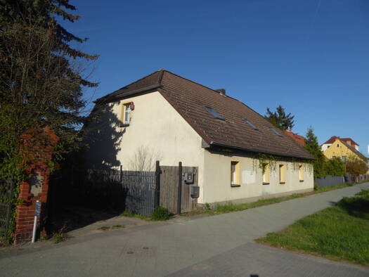 Einfamilienhaus zum Kauf 890.000 € 6 Zimmer 220 m² 1.305 m² Grundstück Falkensee 14612