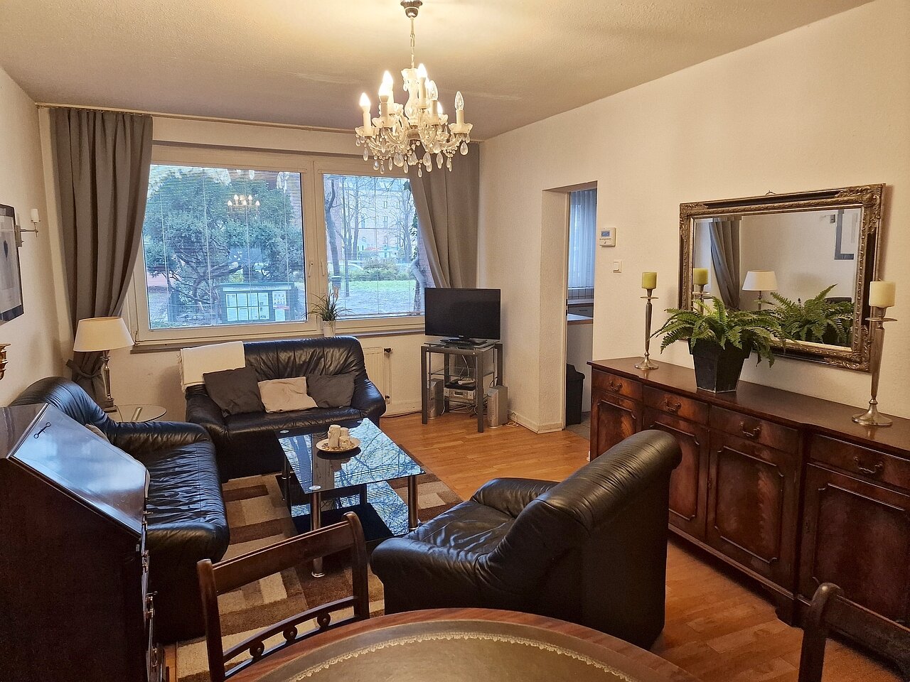 Wohnung zur Miete Wohnen auf Zeit 1.740 € 3 Zimmer 64 m²<br/>Wohnfläche 01.02.2025<br/>Verfügbarkeit Altstadt - Süd Köln 50676