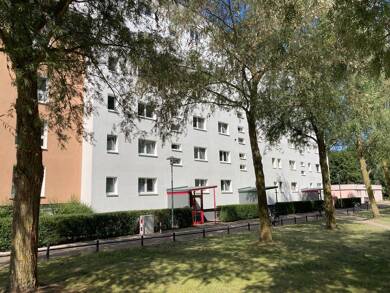 Wohnung zur Miete 300 € 2 Zimmer 49,7 m² 5. Geschoss frei ab 01.09.2025 Vogelsangstraße 22 Vogelsang Stralsund 18437