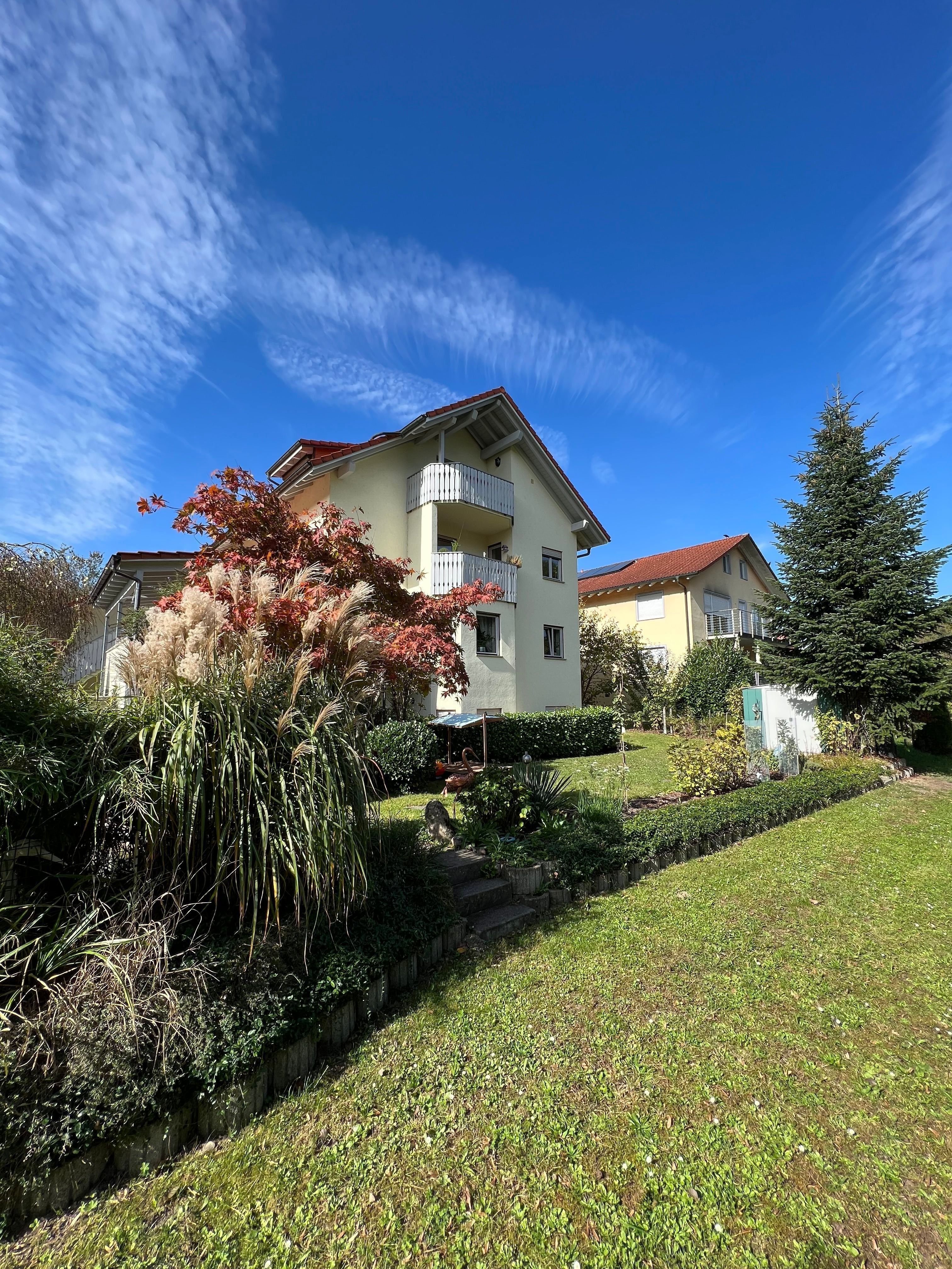 Mehrfamilienhaus zum Kauf provisionsfrei als Kapitalanlage geeignet 1.400.000 € 14 Zimmer 400 m²<br/>Wohnfläche 606 m²<br/>Grundstück Kirschbaumweg 14 Waldshut Waldshut-Tiengen 79761