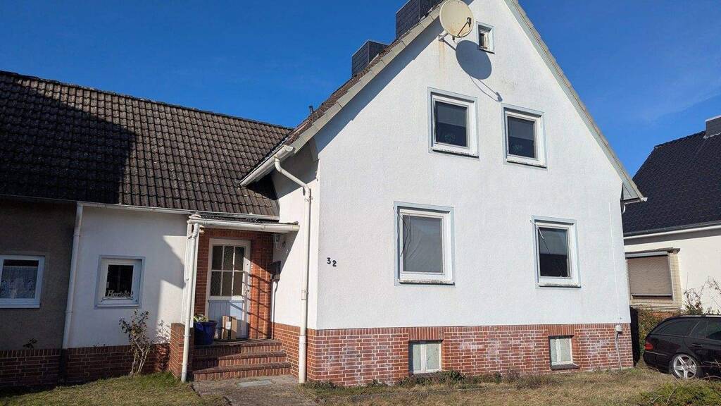 Einfamilienhaus zum Kauf provisionsfrei 189.000 € 6 Zimmer 112 m² 1.190 m² Grundstück Goseburg-Zeltberg Lüneburg 21339