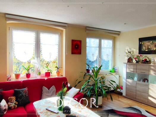 Maisonette zum Kauf 325.000 € 4 Zimmer 104 m² 2. Geschoss frei ab 01.05.2026 Leuben Dresden 01257