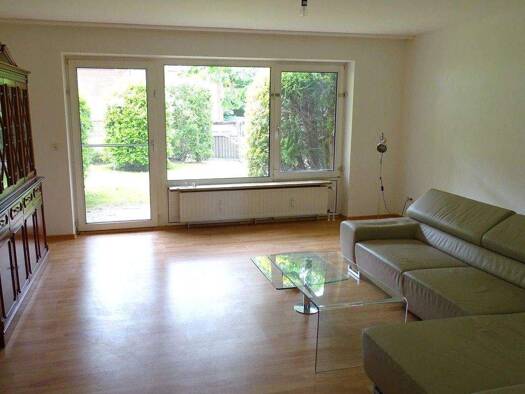 Wohnung zur Miete 1.100 € 2 Zimmer 73 m² frei ab 01.08.2026 Rahlstedt Hamburg 22143