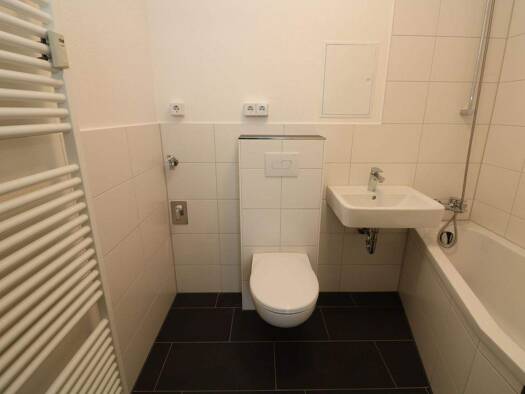 Wohnung zur Miete 469 € 3 Zimmer 66,3 m² 3. Geschoss Karl-Kegel-Straße 16e Freiberg 09599