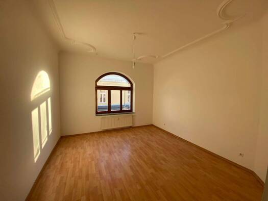 Sonstiges zum Kauf als Kapitalanlage geeignet 129.000 € 5 Zimmer 111,5 m² Bahnhofsvorstadt Zwickau 08056