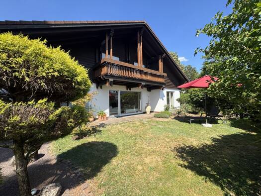 Einfamilienhaus zum Kauf 9 Zimmer 234 m² 814 m² Grundstück Stadtgebiet Bühl 77815