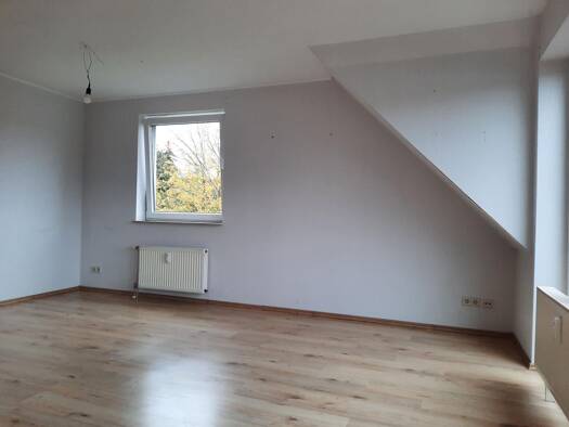 Maisonette zur Miete 680 € 4 Zimmer 98 m² Geschoss 2/2 frei ab 01.05.2026 Lutter Lutter am Barenberge 38729